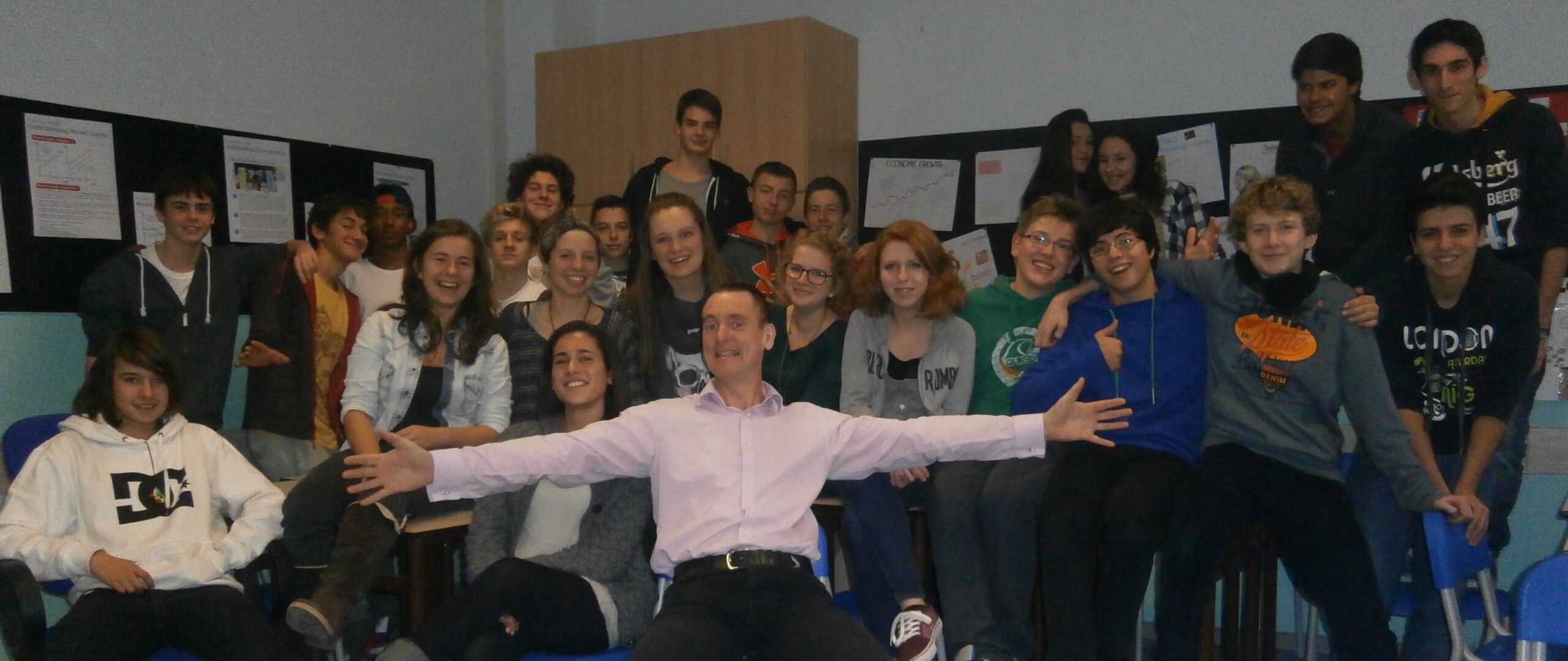 Steve Donnelly teaching at the European School in Varese